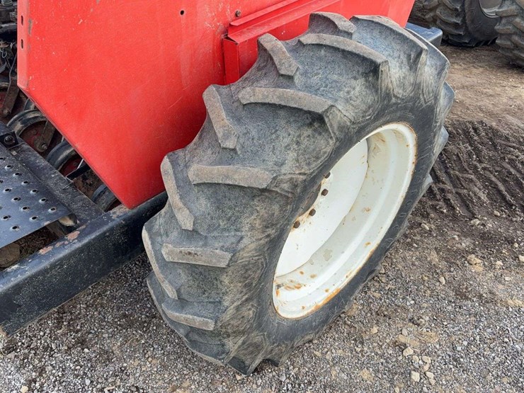 lilliston-9680-image-6