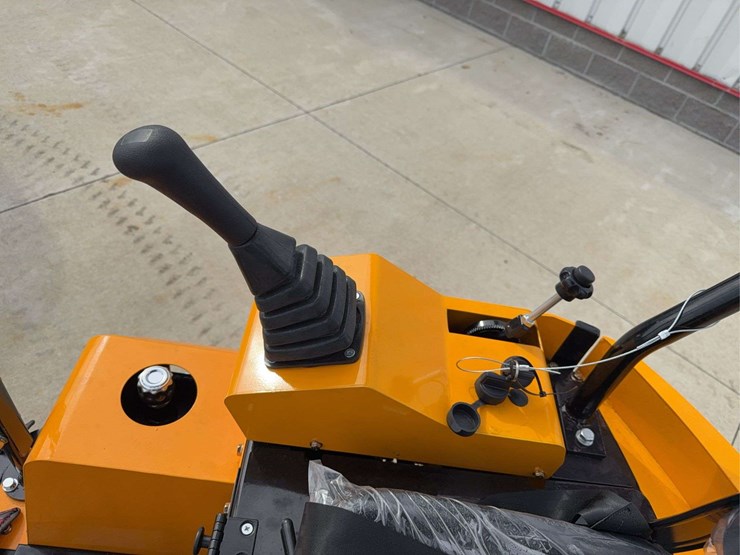 2025-miva-va15j-mini-excavator-image-14