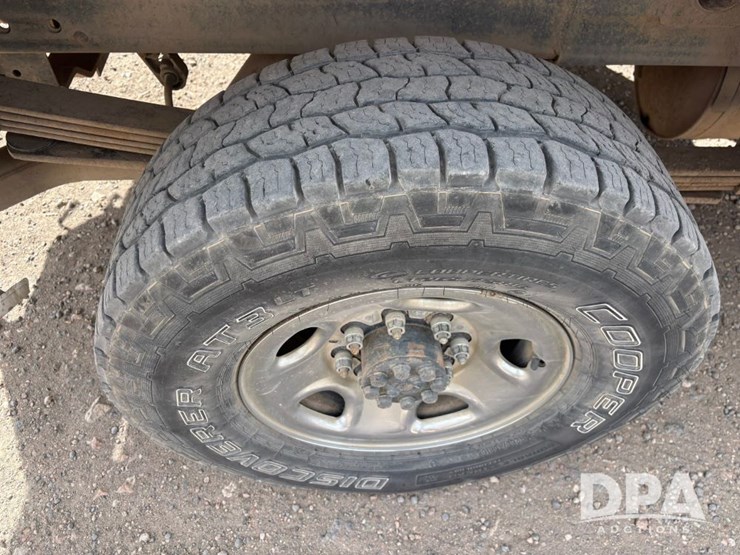 2009-gmc-sierra-2500hd-image-43