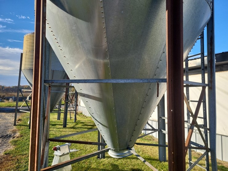 brock-12-ton-feed-bin-w/boot---bin-#6-image-11