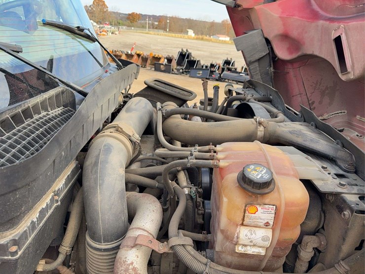 2013-international-workstar-7400-image-53