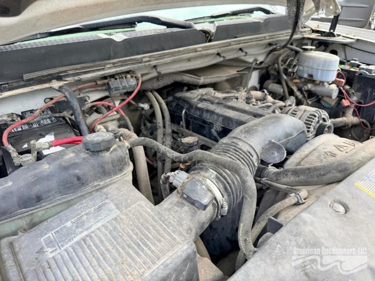 2009-chevrolet-silverado-3500-image-12