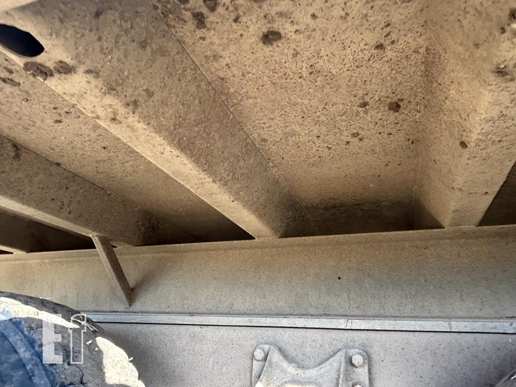 1985-international-s2500-image-46