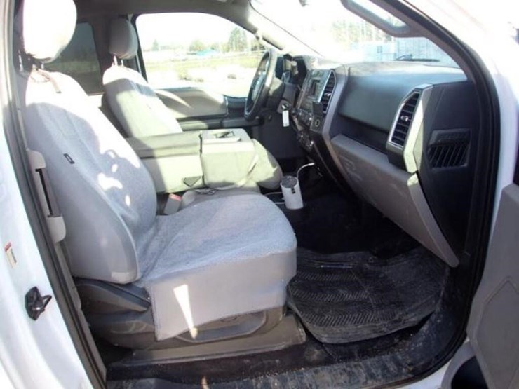 ford-f150-xlt-image-22