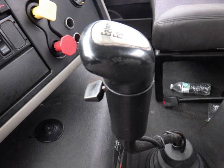 international-transtar-8600-image-17