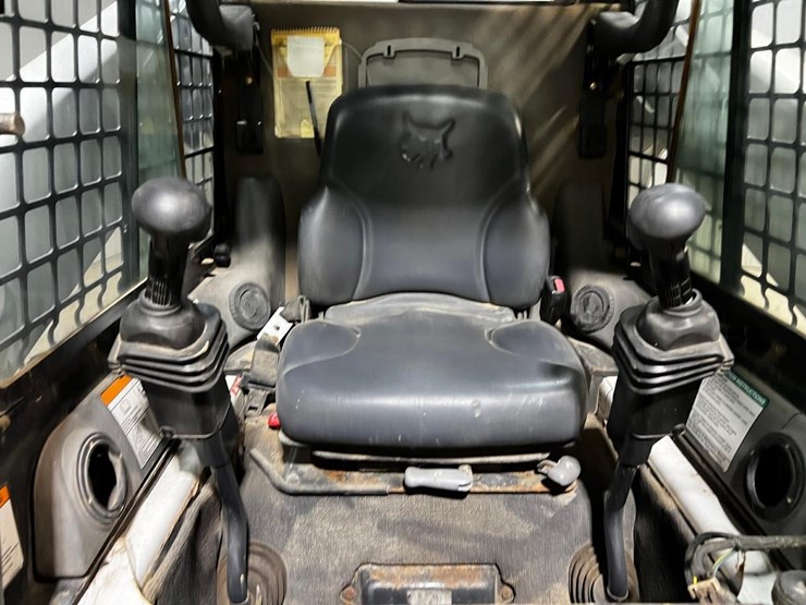 bobcat-s330-image-17