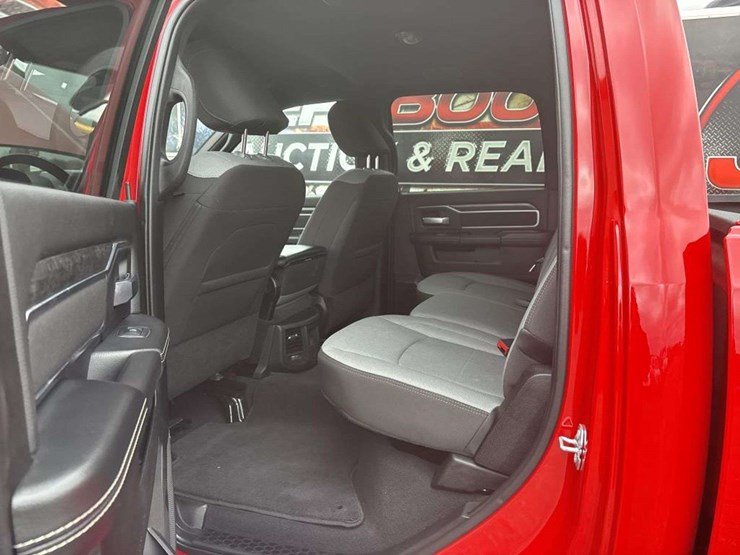 2024-ram-2500-big-horn-image-15