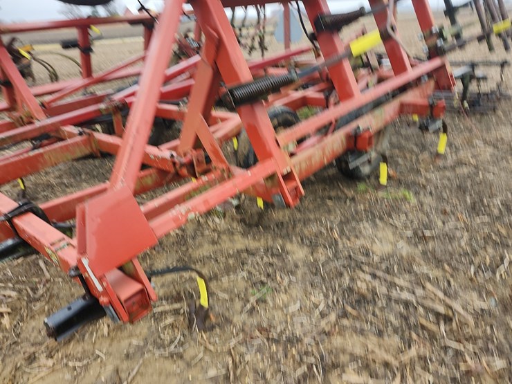 case-ih-4800-image-3