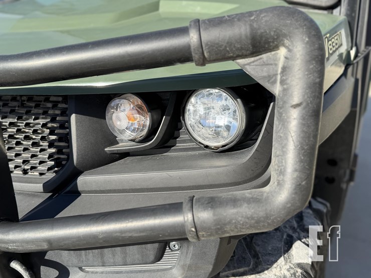 john-deere-gator-xuv-835m-image-32