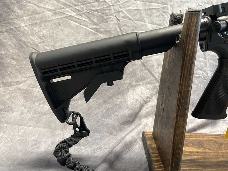 #2317-•-smith-&-wesson-556nato-semi-auto-rifle,-sn:-tu83579-image-2