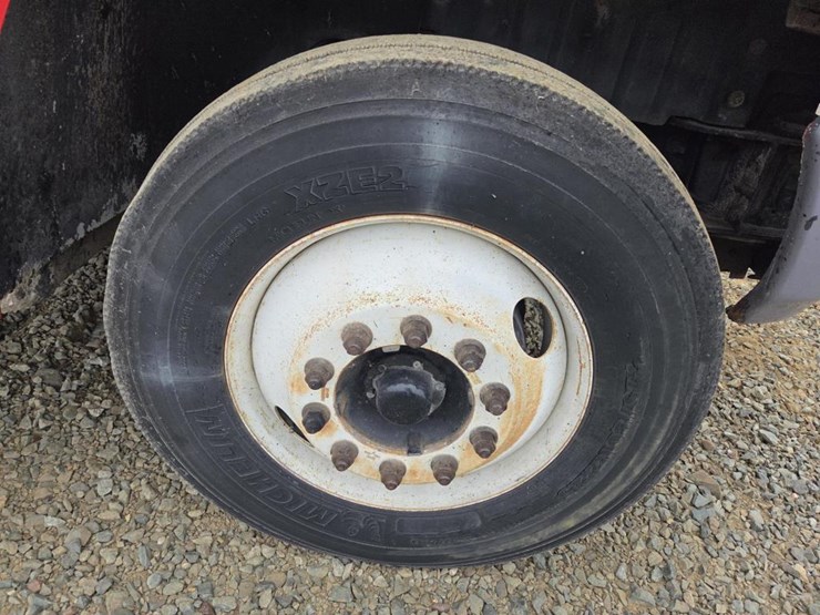 2011-international-durastar-4400-image-82