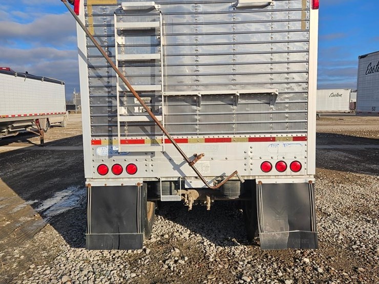 1998-wilson-43-ft-image-9