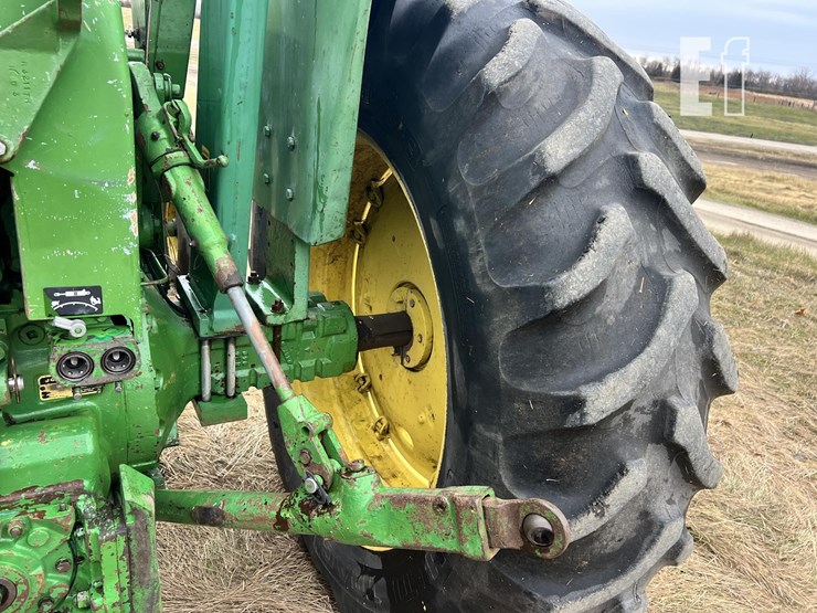 john-deere-4020d-image-27