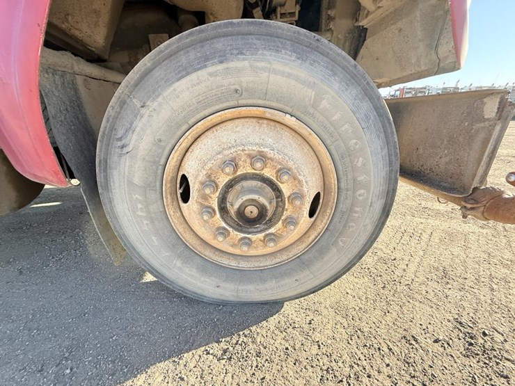 ford-ltl9000-image-63