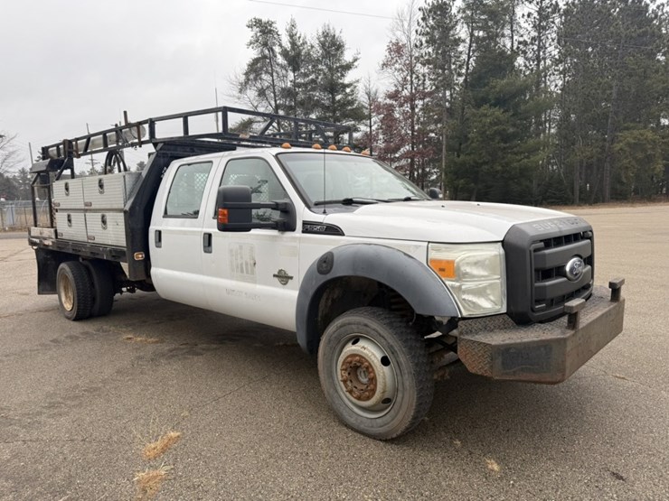 2011-ford-f550-image-8