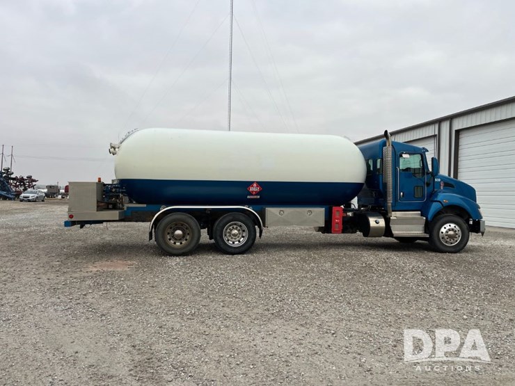 kenworth-t440-image-8