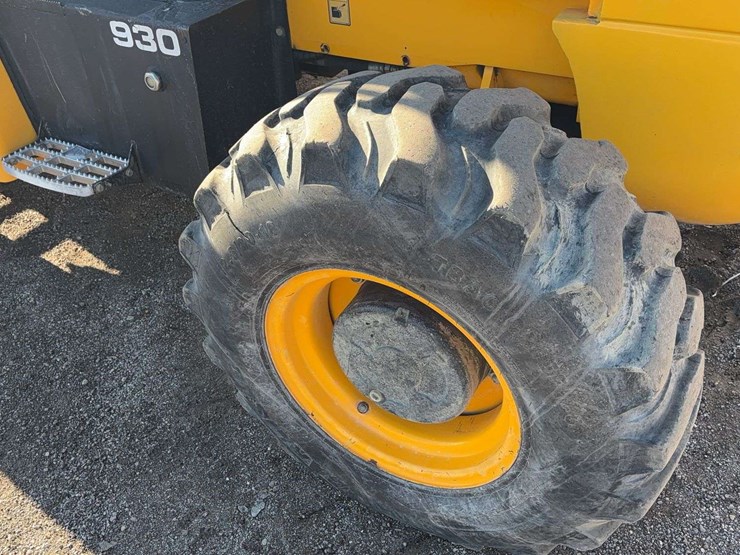 2015-jcb-930-image-5