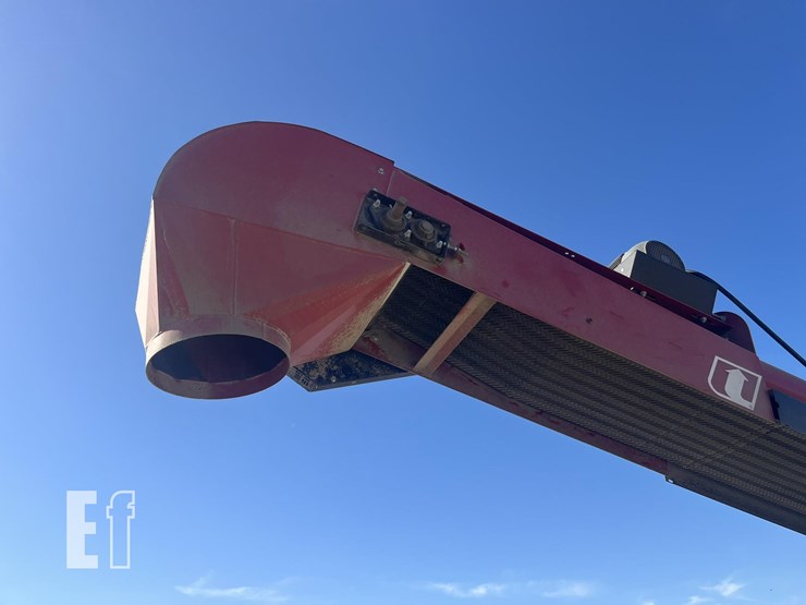 universal-1837-binbuster-field-loader-td-image-14