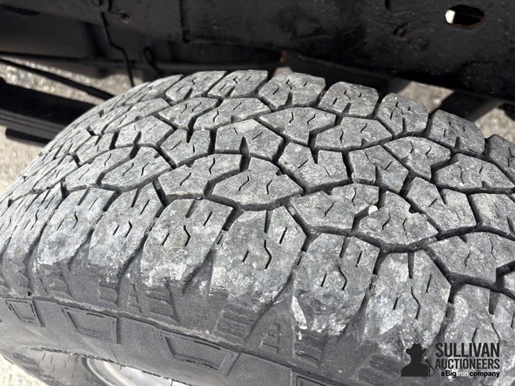 gmc-sierra-2500-image-17