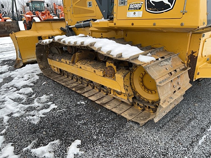 2023-deere-700l-image-15