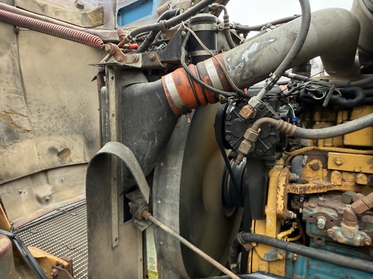 kenworth-t600-image-17