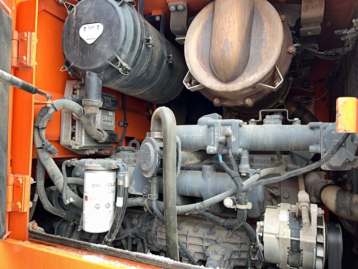 2015-doosan-dl200-3-image-19