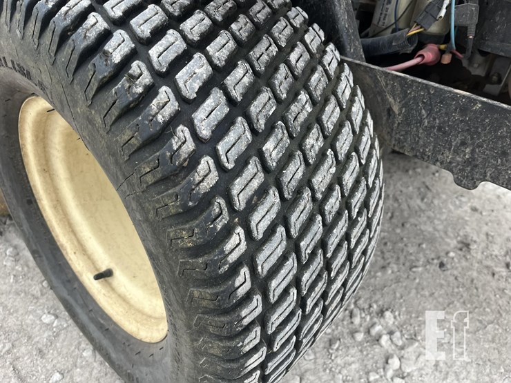 cub-cadet-tank-lz48-image-8