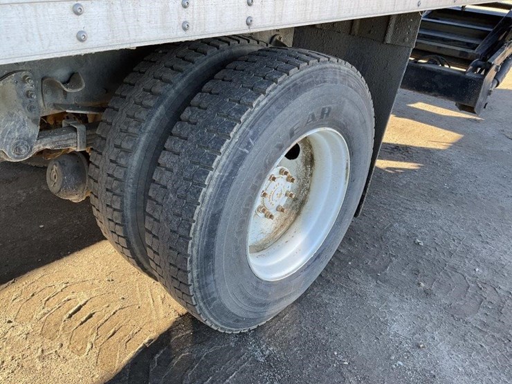 2006-caterpillar-c7-image-11