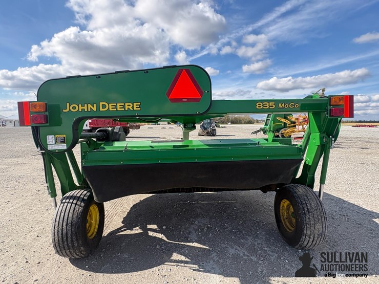 2012-john-deere-835-image-6