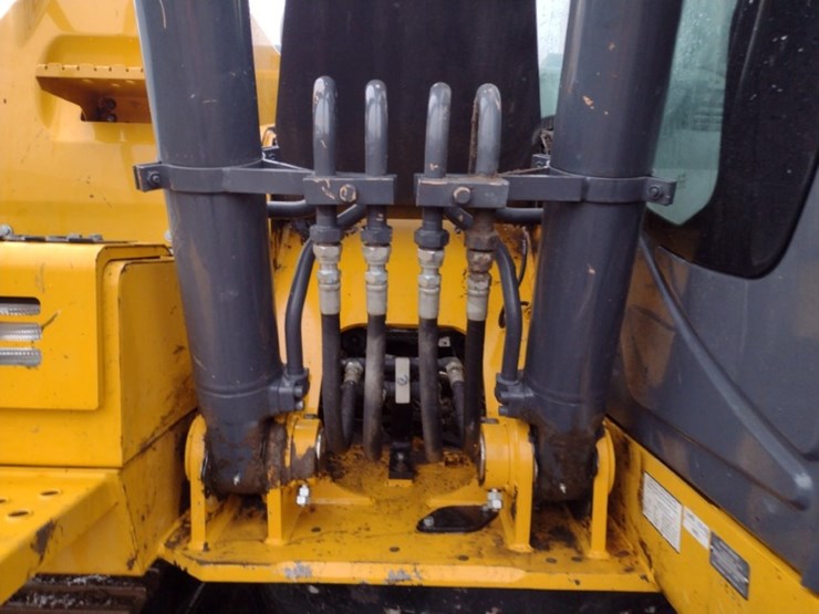 deere-200-lc-image-20