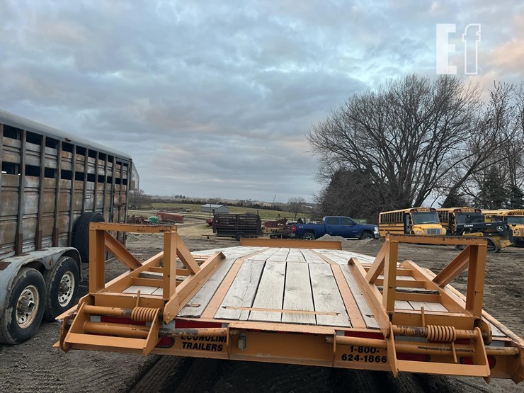 2010-econoline-25-ft-x-96-in-image-9