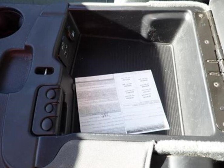 ram-1500-slt-image-57