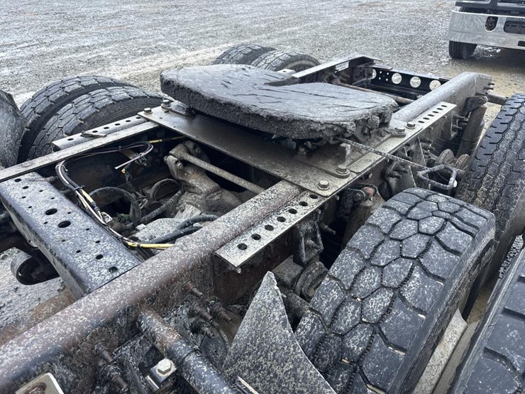 2014-international-prostar-image-17