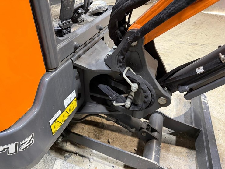 2026-develon-dx27z-7-image-24