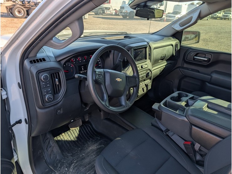 2022-chevrolet-1500-image-19