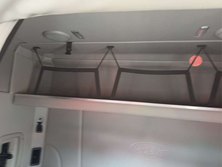 2019-peterbilt-579-image-65