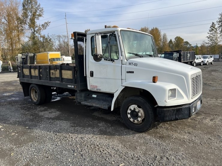 2003-freightliner-fl50-image-2