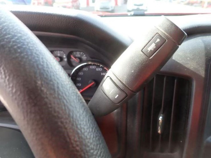 chevrolet-silverado-1500-image-17