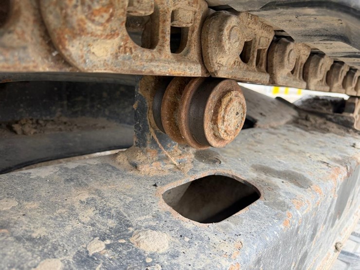 2018-deere-85g-image-19