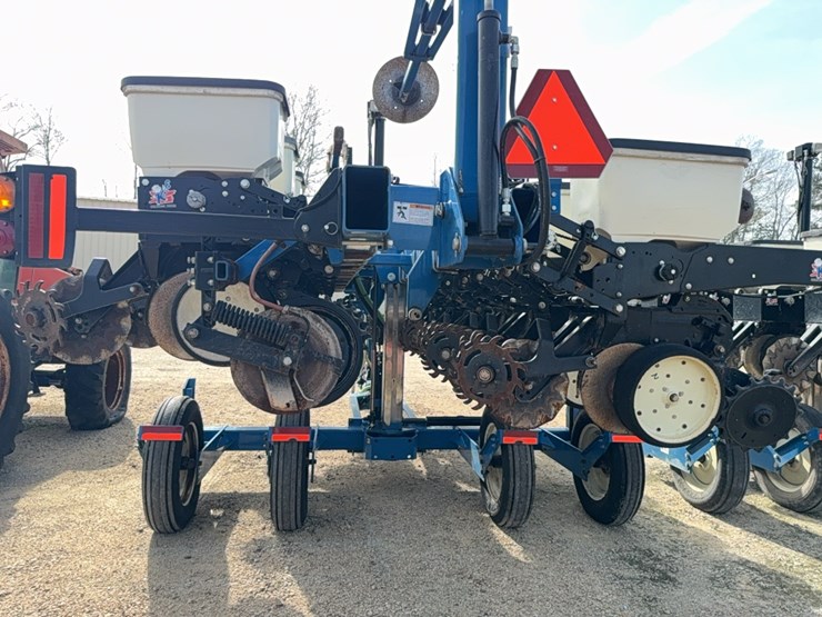 kinze-3500-image-24
