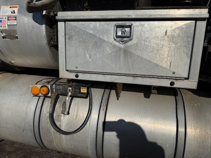 2002-vactor-2100-image-33