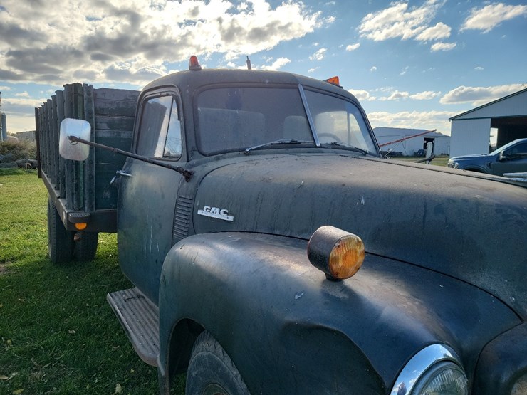 1953-gmc-354-24-round-top-cab-single-axle-grain-truck--needs-axle-shaft-image-41
