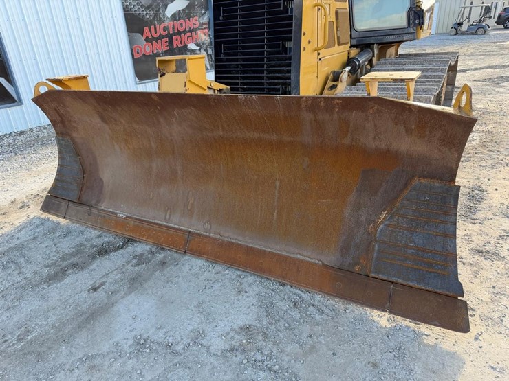 2019-caterpillar-d5k2-image-9