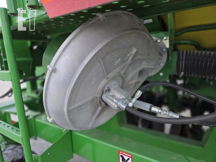 john-deere-1990ccs-image-50