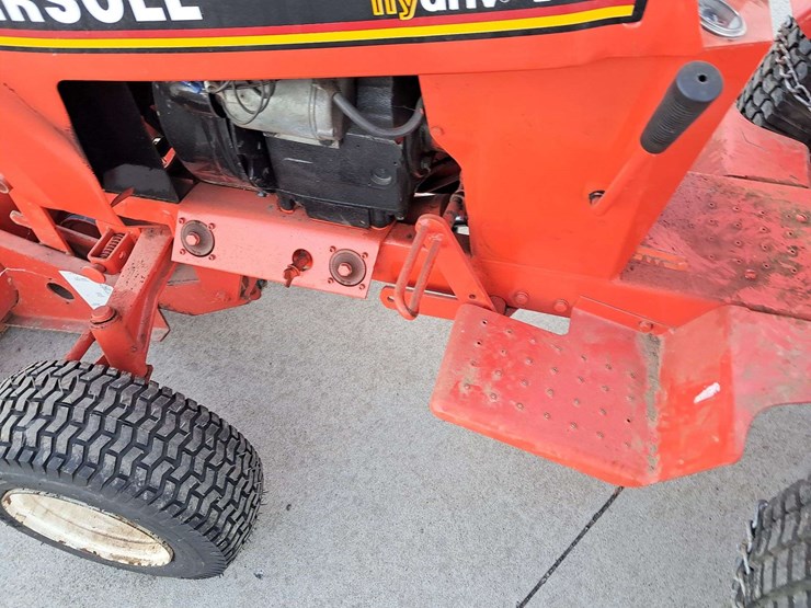 case-444-compact-tractor-image-15