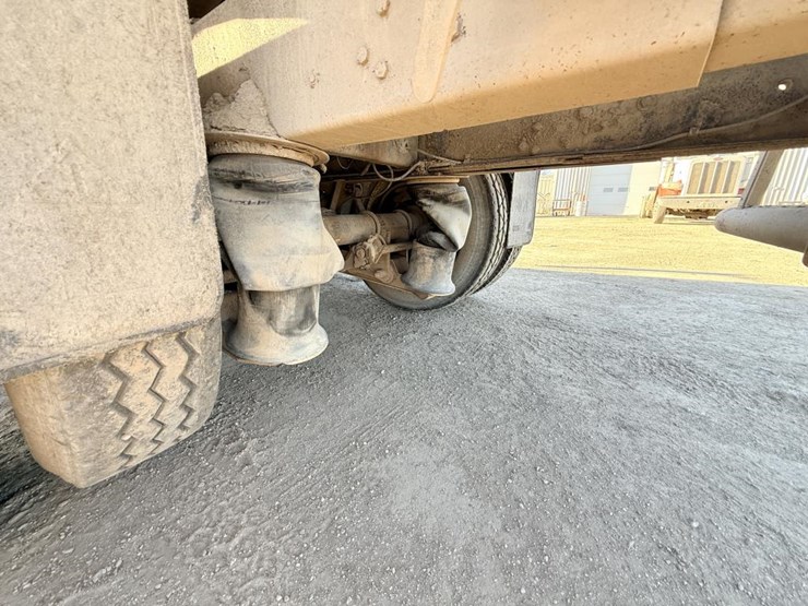 ford-ltl9000-image-48