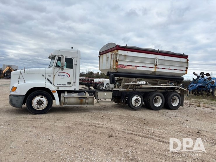 freightliner-fld112-image-17