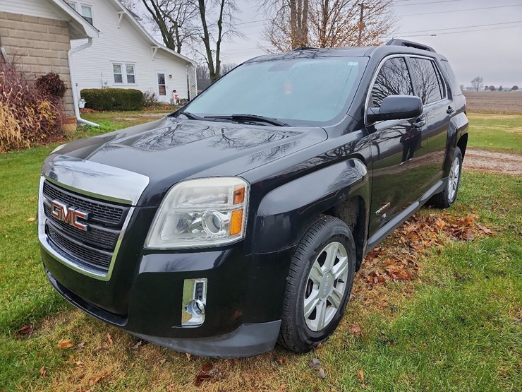 gmc-terrain-sle-image-1