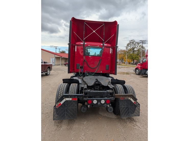 2019-kenworth-t680-image-7