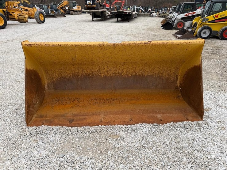 2020-deere-344l-image-36